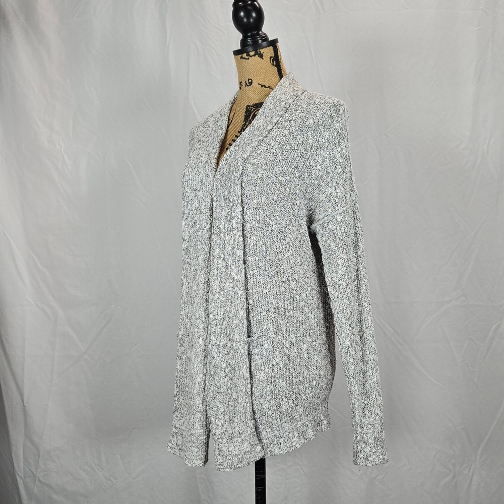 Abercrombie & Fitch Womens Chunky Cardigan XS Gray Marled Knit Cozy Minimalist